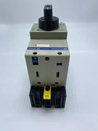  TELEMECANIQUE LD4-LC130BD W/ LB1-LC03M22 24V Motor Starter with Overload 