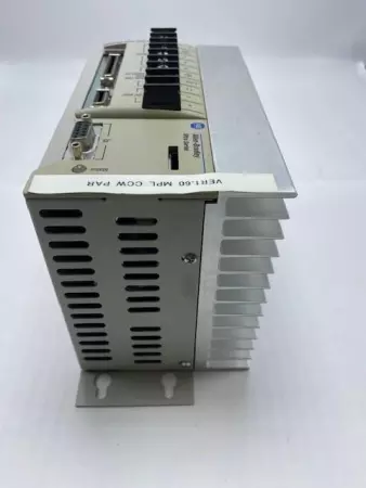 ALLEN BRADLEY 1398-DDM-009 SA Ultra 100 Universal Drive 1000 Watt, 15A Peak, Ser