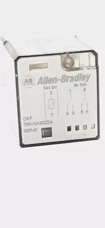 Allen-Bradley 700-HA32Z24 Relay Socket Base 22VDC 10A 8-pin 