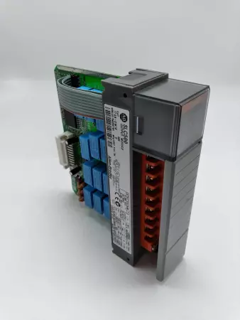 Allen-Bradley 1746-OW16 SER.D 16-Channel Relay Output Module, Series D 