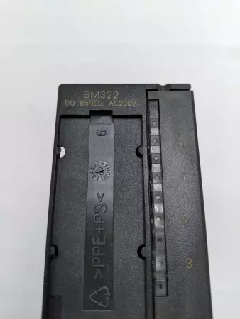  Siemens 6ES7 322-1HF01-0AA0 SIMATIC S7-300 Digital Output Module 