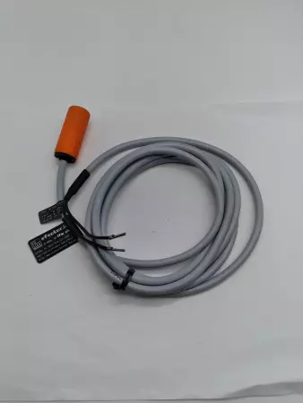 IFM IG5882 Inductive Proximity Switch Sensor 