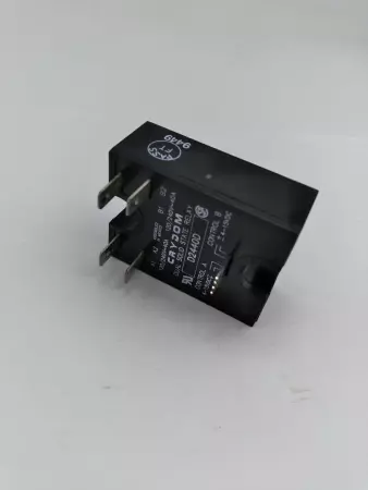 Crydom D2440D Solid State Relay 280VAC 15VDC 40 Amp 