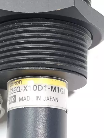 Omron E2EQ-X10D1-M1GJ Proximity Sensor 12 to 24 VDC 
