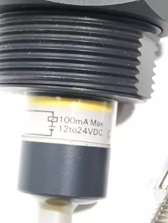 Omron E2EQ-X10D1-M1GJ Proximity Sensor 12 to 24 VDC 