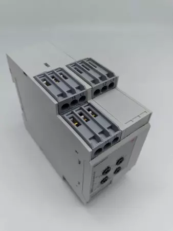 NEW Carlo Gavazzi DWB01CM4810A 3-Phase Load Guard Relay 