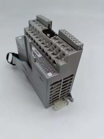  Allen-Bradley 1762-OW16 MicroLogix 1200 Relay Output Module 