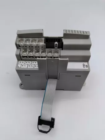  Allen-Bradley 1762-IQ8 SER.A MicroLogix 8-Ch Sink/Source Input Module 