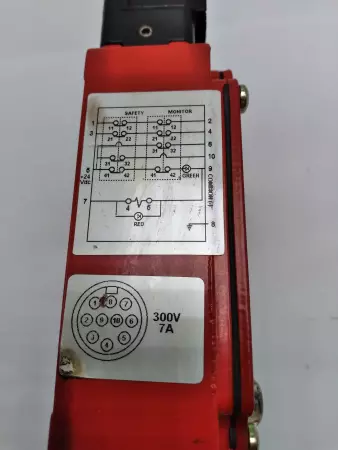 Honeywell GKLA40F1C2 Micro Switch Limit 