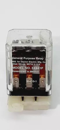 Dayton Electric 5X841F Relay 240VAC 11Amp, 120VAC Coil W/Socket Base 