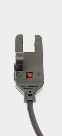 Omron EE-SX872A Photoelectric Sensor 