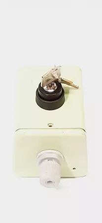 Sankei E2 Switch Box W/Key 