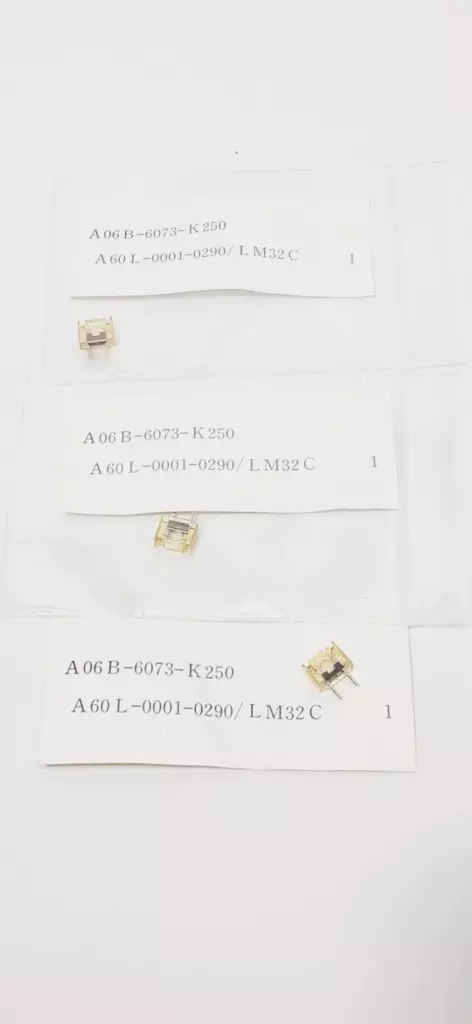 Fanuc A60B-6073-K250 A60L-001-0290/LM32C Fuses Lot of 3