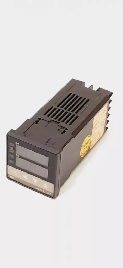 RKC C100FK02-V*CP Rex-C100 Temperature Controller 