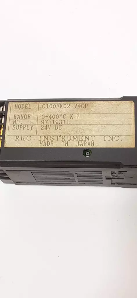 RKC C100FK02-V*CP Rex-C100 Temperature Controller 