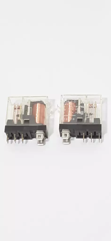 Omron G2R-1-S Relays 24VDC Coil  250V 30VDC 10Amp Lot of 4