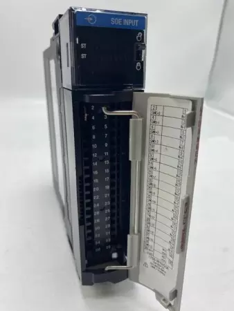 ALLEN BRADLEY 1756-IB16ISOE OUTPUT MODULE CONTROLLOGIX DC DIGITAL 16 POINT 10-55 VDC 