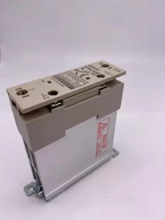  Omron G3PA-210B-VD Solid State Relay 24VDC 10A 