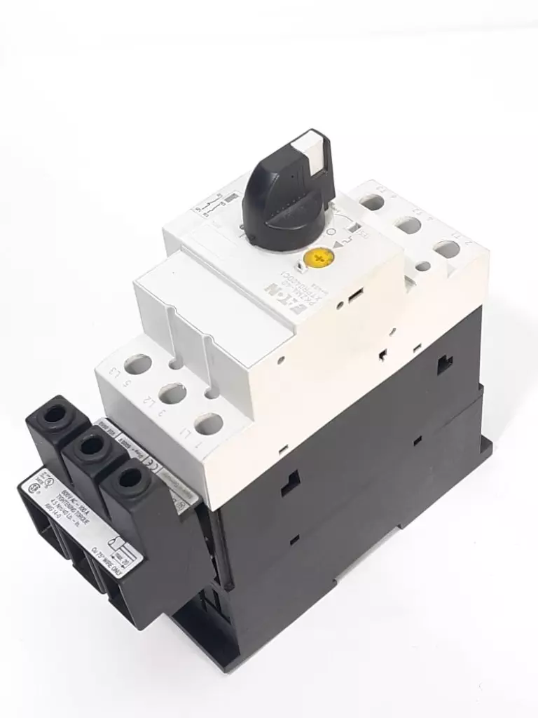 Eaton PKZM4-40 XTPR040DC1 Motor Starter/Circuit Breaker 600VAC 40Amp 