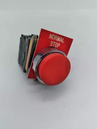 Telemecanique XB4BL42 Red Pushbutton 22mm W/ Contact Block ZBE-102 