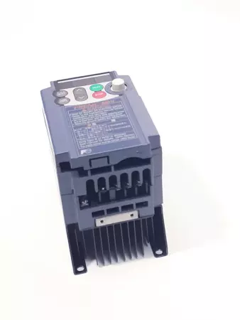 Fuji FRNO.75C1S-2J Frequency Inverter 50/60 Hz to 400 Hz  240V 5.3Amp 