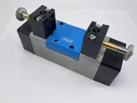  Festo MFH-5/3E-D-2-C 151855 Solenoid Valve 