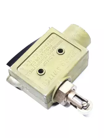 Micro Switch BZE-3Y09T Snap Limit Switch 250V 5Amp 