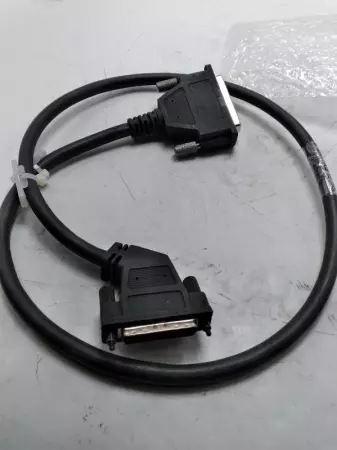 NEW  FC-9101-1369-E003 Interface Cable 3 Ft 