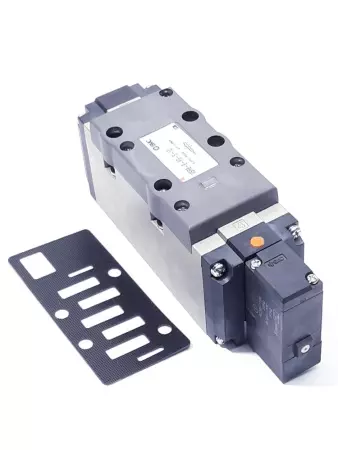 SMC VSR8-8-FG-S-1Z Solenoid Valve with Rubber Seal 