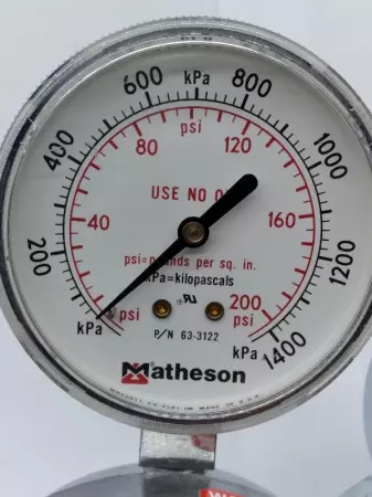  Matheson 3104C-350 Dual Gauge Platinum Gas Regulator Valve In 3000Psi Out 180Ps