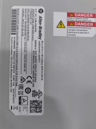 Allen-Bradley 2198-H008-ERS SER.A Kinetix 5500 Servo Drive, 24VDC 2.5A 