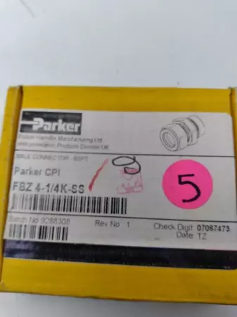 NEW Parker FBZ 4-1/4-SS Male Connector 1/4