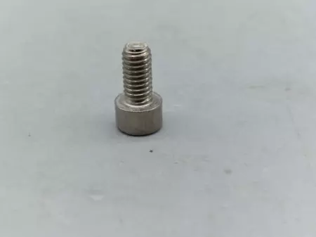 NEW Bumax 88MCB6-12 Allen Head Screw Lot of 4