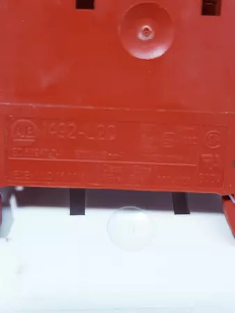 Allen-Bradley 1492-L2Q-W 4 Port Terminal Block 1.5mm 26-16 AWG Lot of 31