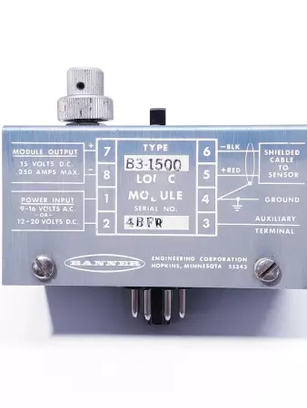 Banner B3-1500 Photoelectric Amplifier Logic Module In 9-16VAC or 12-20VDC, Out 