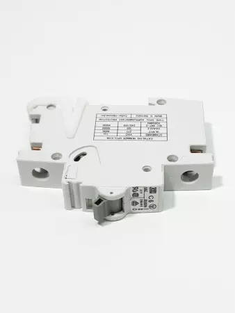 Cutler-Hammer SPCL1C06 Circuit Breaker 240-415VAC  6Amp 