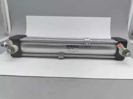  SMC NCDA1D200-1000 Pneumatic Air Cylinder 2