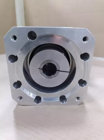 Alpha Wittenstein HG+140SP-MF1-5-6K1-1K Right Angle Gear Box Ratio 5:1 