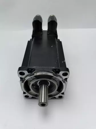 Allen-Bradley MPL-B430P-SK72AA SER. A Servo Motor TESTED 