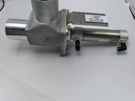 AZO Solids EV 65A E0 24V Diverter Valve Y12852 