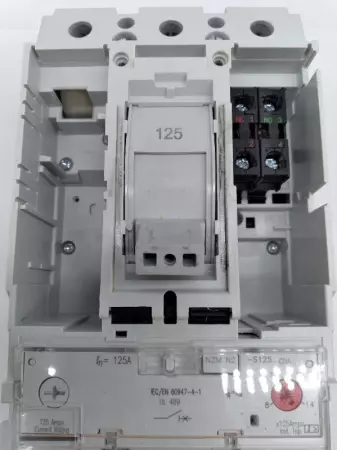  Moeller NZM-N2 Instantaneous Trip Circuit Breaker 600V 125Amp - Missing Face Pl