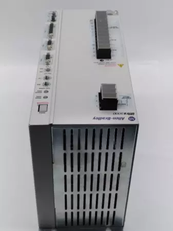 Allen-Bradley 2098-DSD-075-SE SER.B Servo Drive Controller, 7.5kW 