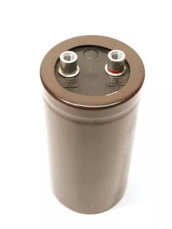 Nippon KM 105°C Positive Red Capacitor 400V 820uF 