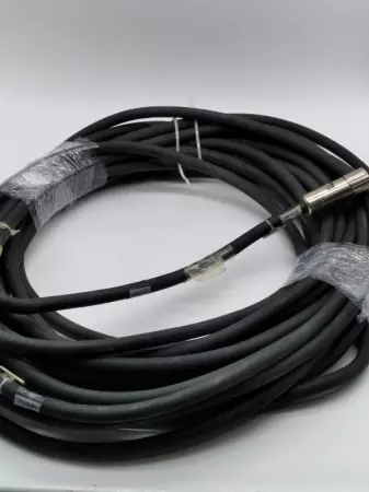  Allen-Bradley 2090-XXNPMF-14S25 Encoder Cable unmeasured. 