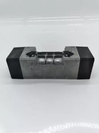 Festo MN1H-5/3G-D-2-C Pneumatic Solenoid Valve 150Psi 