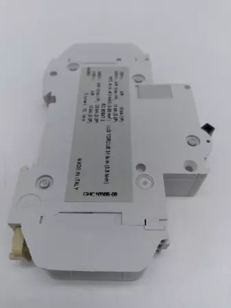  Merlin Gerin GHC10505-00 (D30A) Multi9 C60 Circuit Breaker 240V 30Amp 1-Pole 