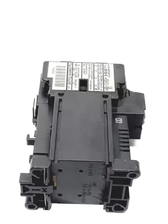 Fuji Electric SC-03/G Contactor Relay 