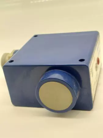 Hyde Park SM556A-100LE Ultrasonic Proximity Sensor 