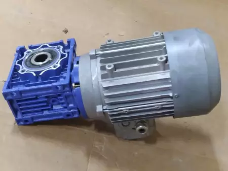 Motovario T80C2 AC Motor, Frame IMB14 with Gearbox Ratio 010:1 