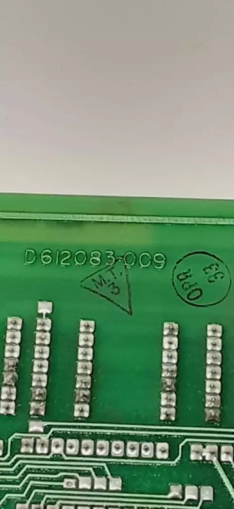 Unbranded 616041-002-E104 / CCC2 D612083-009 Display Circuit Board 